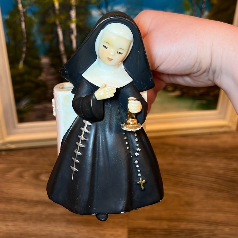 Vintage 1960s Inarco religious nun planter vase